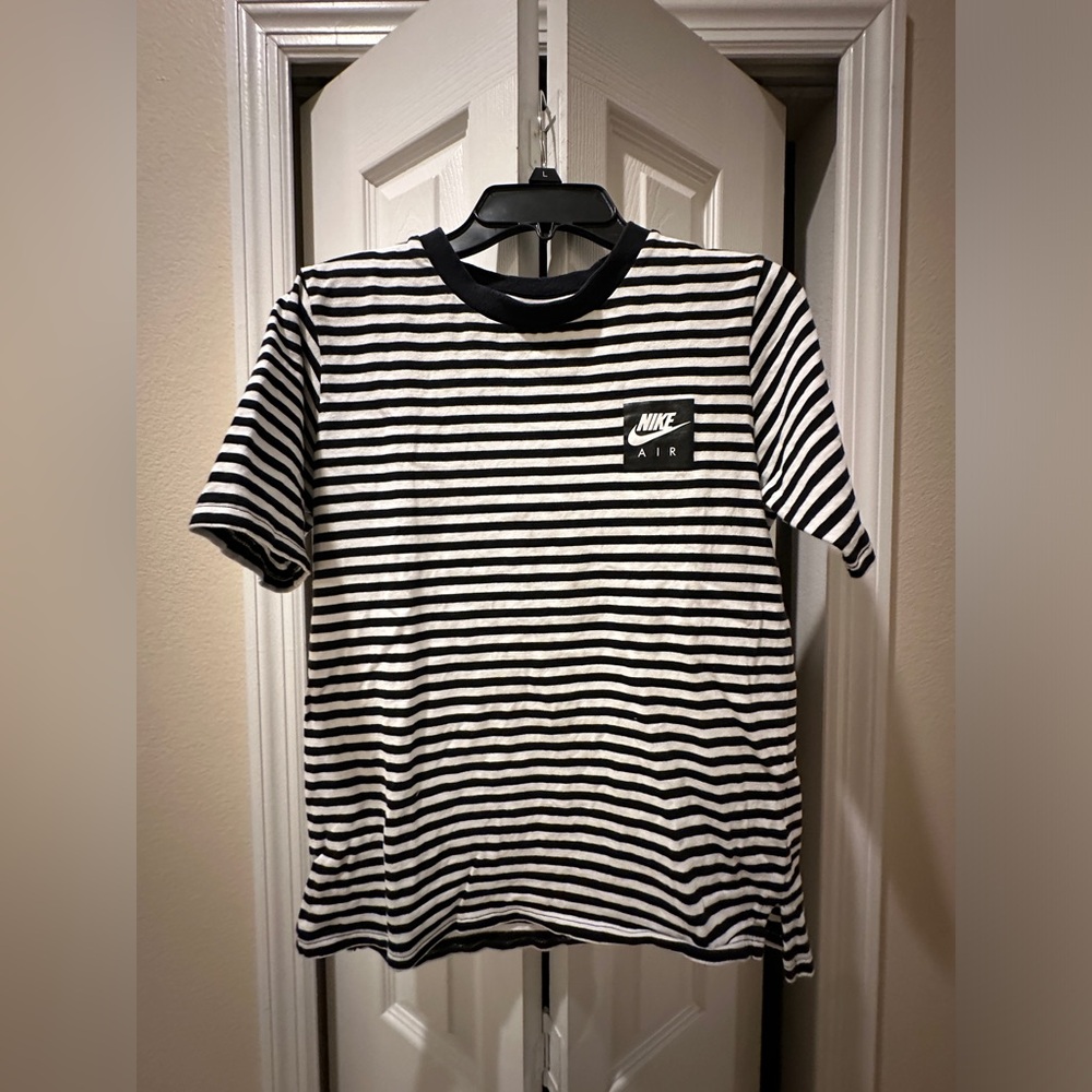 Nike- Black, Grey, White stripped T shirt